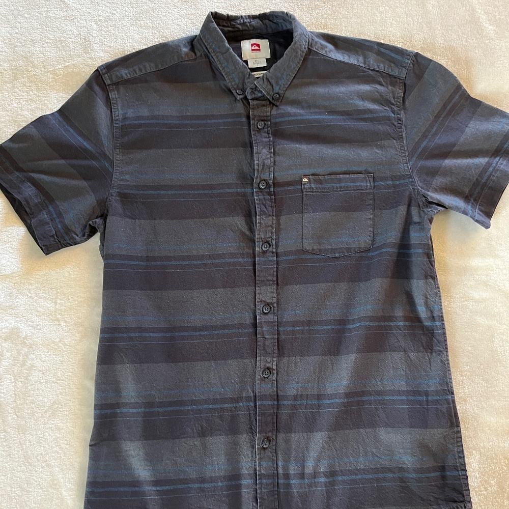 Quicksilver Short Sleeve shirt